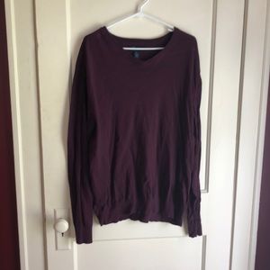 Men’s plumb color sweater